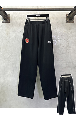 バレンシアガ soccer tarcksuit マンチェスターユナイテッドサッカースポーツパンツ