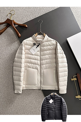 モンクレールスーパーコピー 軽量ダウンジャケット