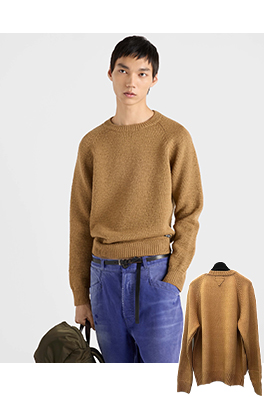 プラダ ファブリックロゴニットプルオーバー