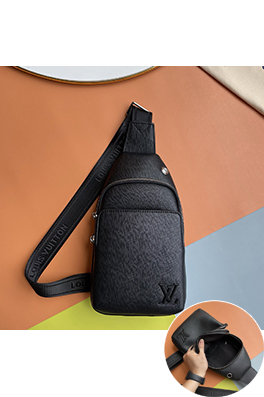 ルイヴィトンスーパーコピー 新しいメンズチェストバッグ