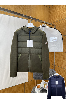 モンクレール 刺繍パッチワークフード付きダウンジャケット
