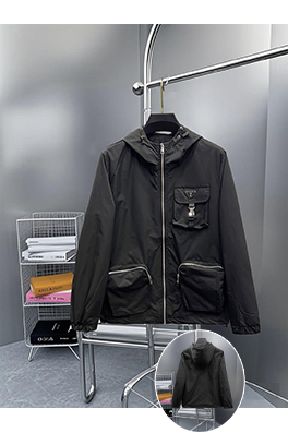 プラダスーパーコピー 新しいトライアングルロゴメンズジャケット