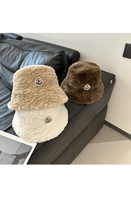 モンクレール ラムウールの漁師の帽子