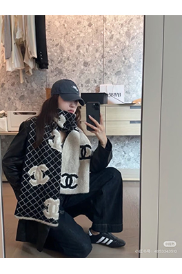 シャネル 刺繍のショールとスカーフ