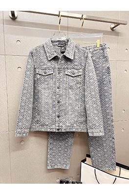 クロムハーツコピー デパートで売られているのと同じスタイルのデニムスーツ