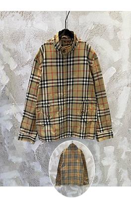 バーバリー スタンドカラーのクラシックなコットンカーキワークウェアジャケット