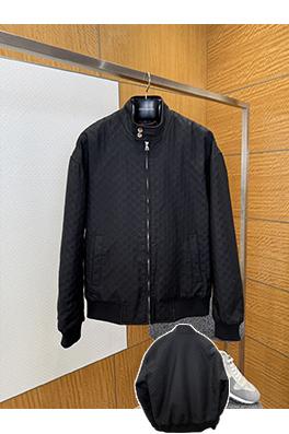 グッチ 全面プリントのボンバージャケット