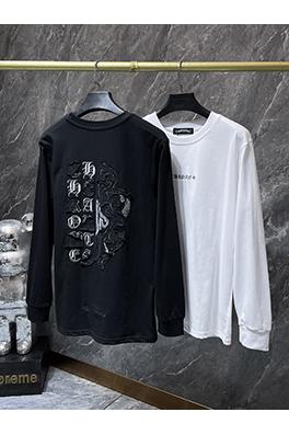 クロムハーツ サンスクリットの刺繍と大剣のアップリケがされた長袖シャツ