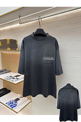 マルタンマルジェラ ダメージのグラフィティ半袖Tシャツ