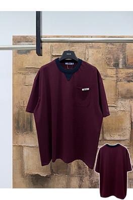 プラダ 新モデルストライプ半袖Tシャツ