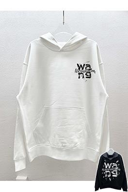 アレキサンダーワン Alexander Wang フロントとバックにデジタルダイレクトプリントをしたフード付きスウェットシャツ