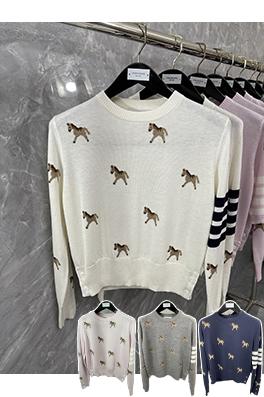 トムブラウン 馬年限定の馬柄ニットプルオーバー長袖セーター