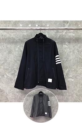 トムブラウン ホワイトの4ストライプダブルジップジャケット