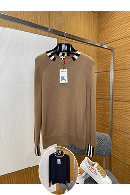 バーバリースーパーコピー ストライプクルーネックニットセーター