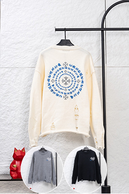 クロムハーツ 刺繍入りラウンドサンスクリットクロスのダメージニットクルーネックセーター