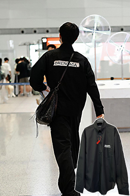 バレンシアガ Balenciaga ドミトリー25 ホワイトアクリルテープレタープリントシャツ