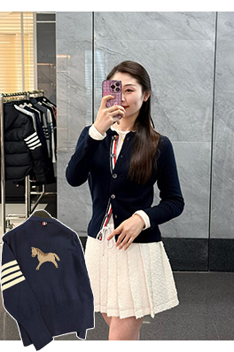 トムブラウン 限定馬年プレッピースタイルのクルーネックシングルブレストボタンニットカーディガン