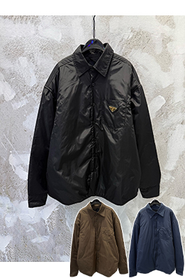 プラダ 逆三角形のロゴリサイクルナイロンカラーコットンジャケットシャツコート