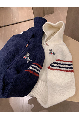 トムブラウンコピー プレッピースタイルの刺繍入り子犬のジップアップフード付きフリースカーディガン