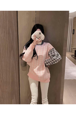 トムブラウンスーパーコピー レディースチェック柄の子犬の刺繍入りラウンドネックセーター