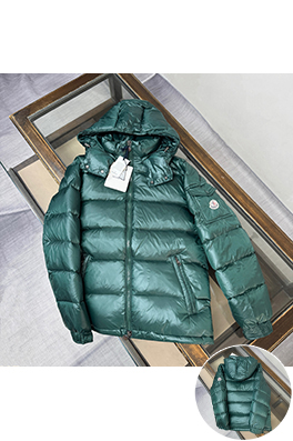 モンクレール MAYA クラシックなショートダウンジャケット