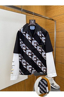 プラダスーパーコピー パッチワークプリントフェイクツーピースシャツ