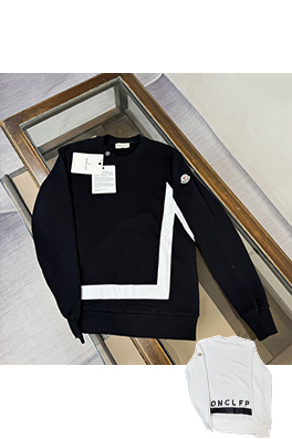 モンクレール 新モデルクルーネックスウェットシャツ