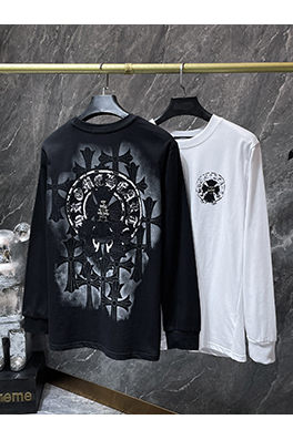 クロムハーツスーパーコピー クロス柄の刺繍とスプレーペイントをしたフォームの長袖シャツ