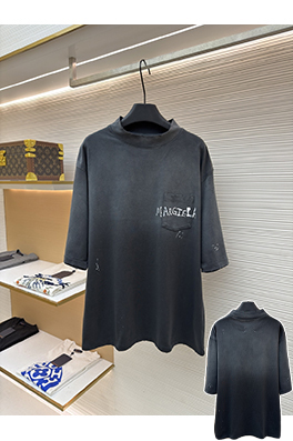 マルタンマルジェラ ダメージのグラフィティ半袖Tシャツ