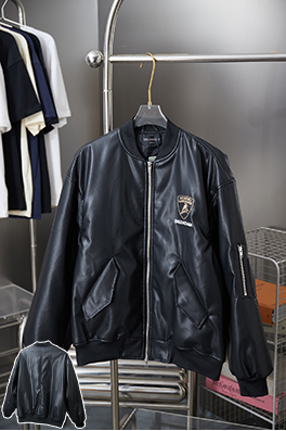 バレンシアガ ランボルギーニとのジョイントブランド刺繍りベースボールフライトジャケット