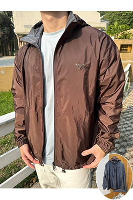 プラダ 両面リバーシブル トライアングル ロゴ フード付きジャケット