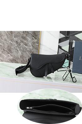 ディオール サドルバッグ