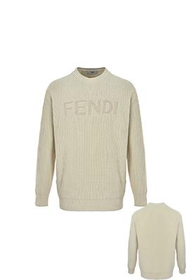 フェンディ FENDI 大きなロゴクルーネックセーター