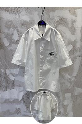 ディオールスーパーコピー Christian DIOR Couture ポケット刺繍入りスズランスローガン半袖シャツ