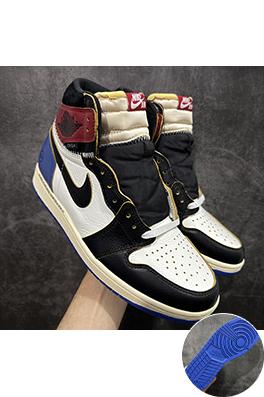 ナイキスーパーコピー 藤原ヒロシの三者コラボレーション白、青、赤のシューズ