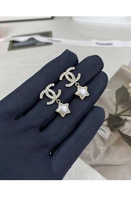 シャネル 五芒星のラインストーンダブルCイヤリング