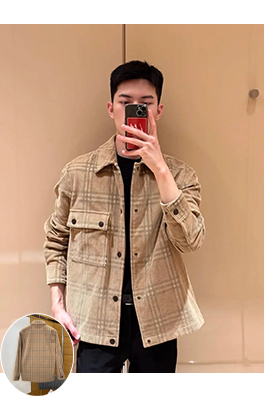 バーバリー クラシックなチェック柄コーデュロイのラペルコート