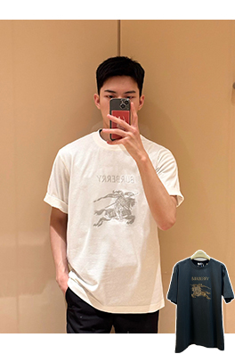 バーバリー BURBERRY 馬上騎士ロゴ刺繍半袖Tシャツ