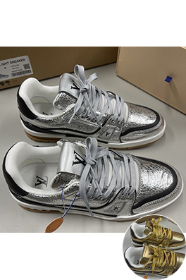 ルイヴィトンスーパーコピー LV Trainer Sneaker 新モデルカップルスニーカー