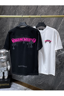 クロムハーツコピー クラシックなサンスクリットのスクロール彫刻半袖Tシャツ