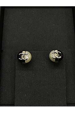 シャネル 新しい白黒球形カラーブロックイヤリング