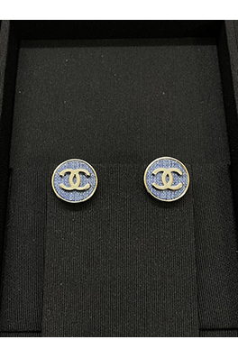 シャネル 新作ブルーデニムラウンドゴールドダブルCスタッドピアス