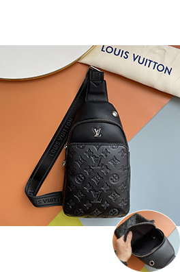 ルイヴィトンコピー LV クラシックエンボスメンズチェストバッグ