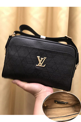 ルイヴィトン クラシックでシンプルエレガントなクロスボディバッグ