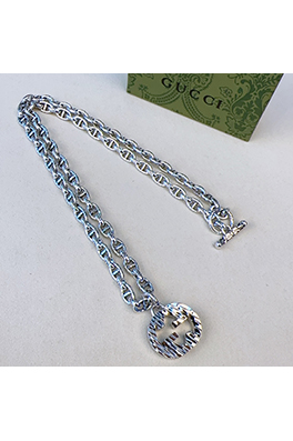 グッチスーパーコピー 新モデル Anger Forest ダブルGタグネックレスシリーズ