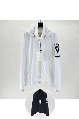 モンクレール プリントフード付きジャケット