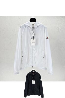 モンクレールコピー レタープリントのフード付きサンプロテクションジャケット