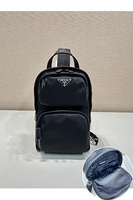 プラダ Re-Nylon Saffiano 新しいリサイクルナイロンチェストバッグ