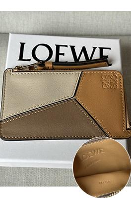 ロエベコピー クラシックなブラウンのパッチワークカードホルダー