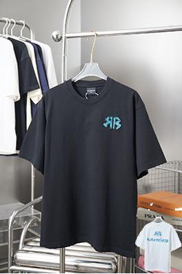 バレンシアガ Balenciaga 新しい文字ロゴ刺繍入り半袖Tシャツ